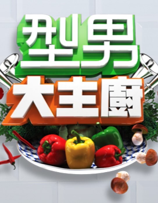 【黑料泄密】反差露脸骚女，换上情趣衣秒变小母狗，卖力吹箫，口爆一滴不剩全射嘴里 - 碧娜夫人